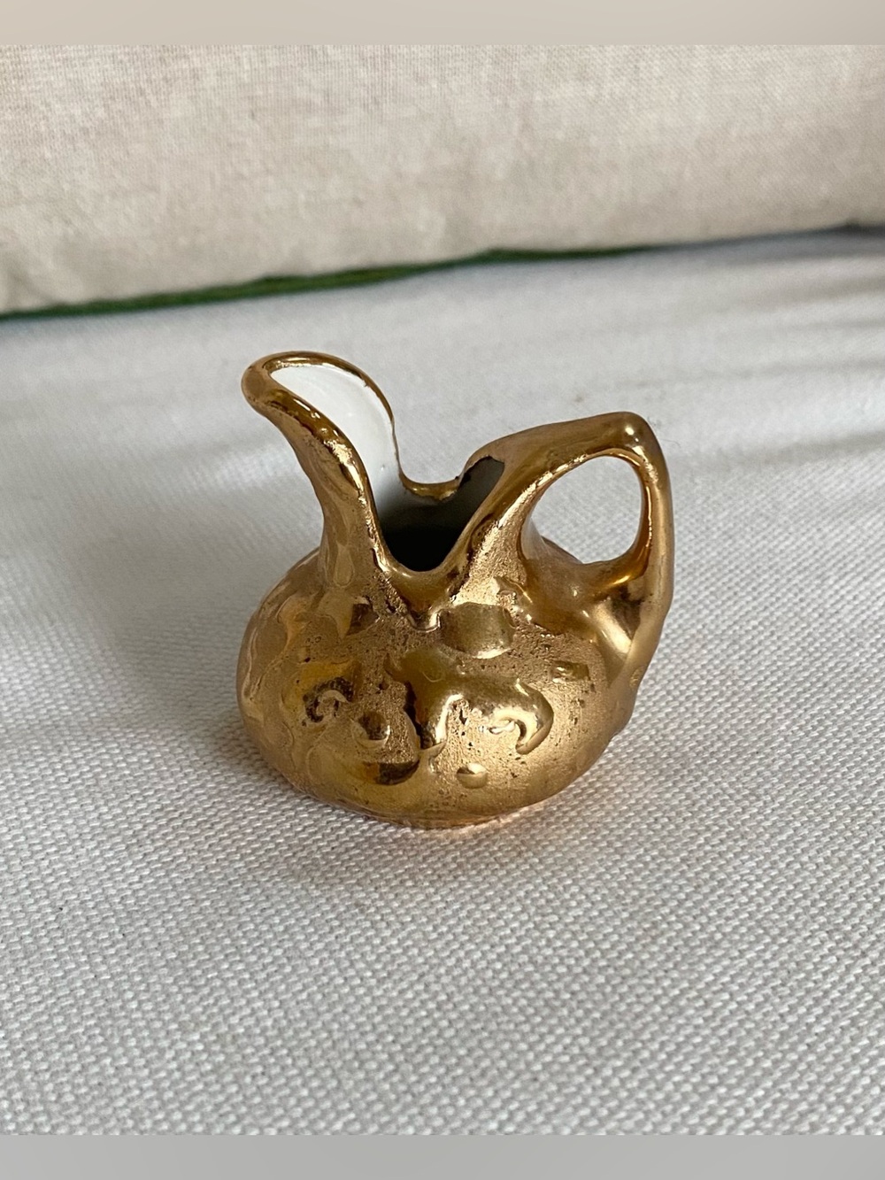 VTG 2” Dixon Art Studios 22K Weeping Gold Miniature Ewer Pitcher Creamer MCM